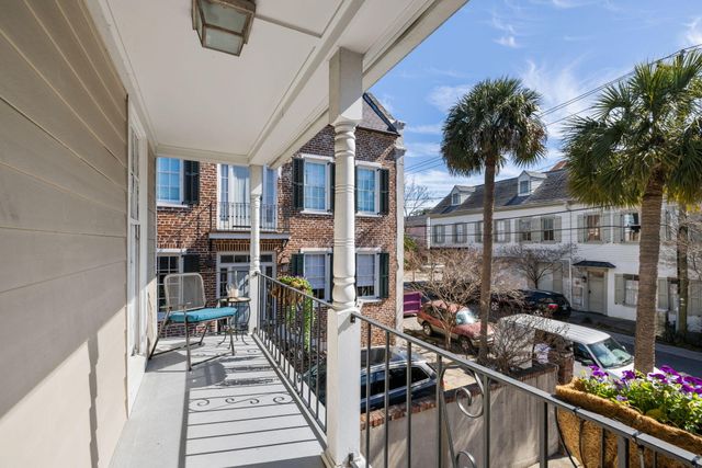 164 Queen Street, Charleston, SC 29401