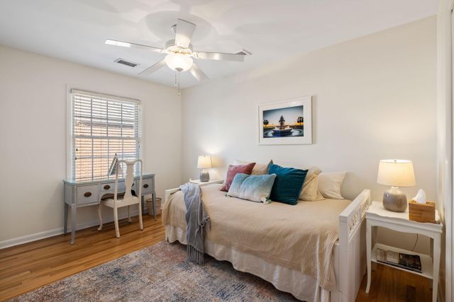 164 Queen Street, Charleston, SC 29401