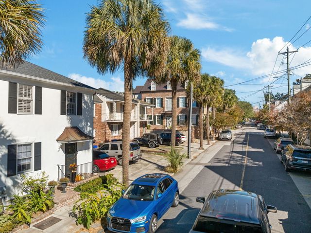 164 Queen Street, Charleston, SC 29401