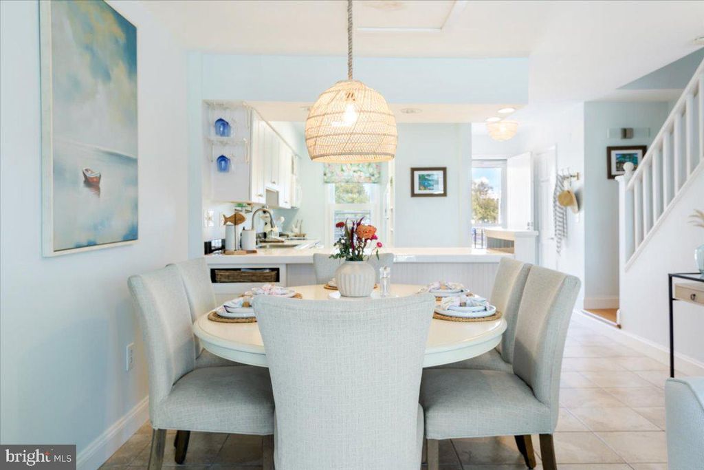 Image 27 of property listing at 401 14TH ST #1, Ocean City, MD 21842