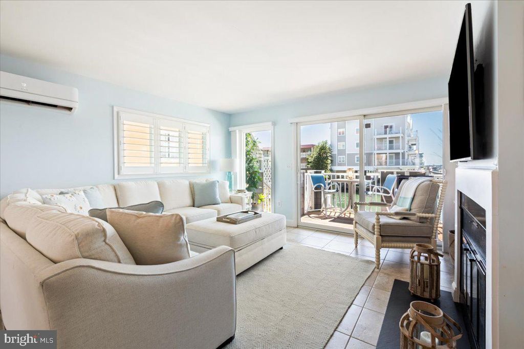Image 30 of property listing at 401 14TH ST #1, Ocean City, MD 21842