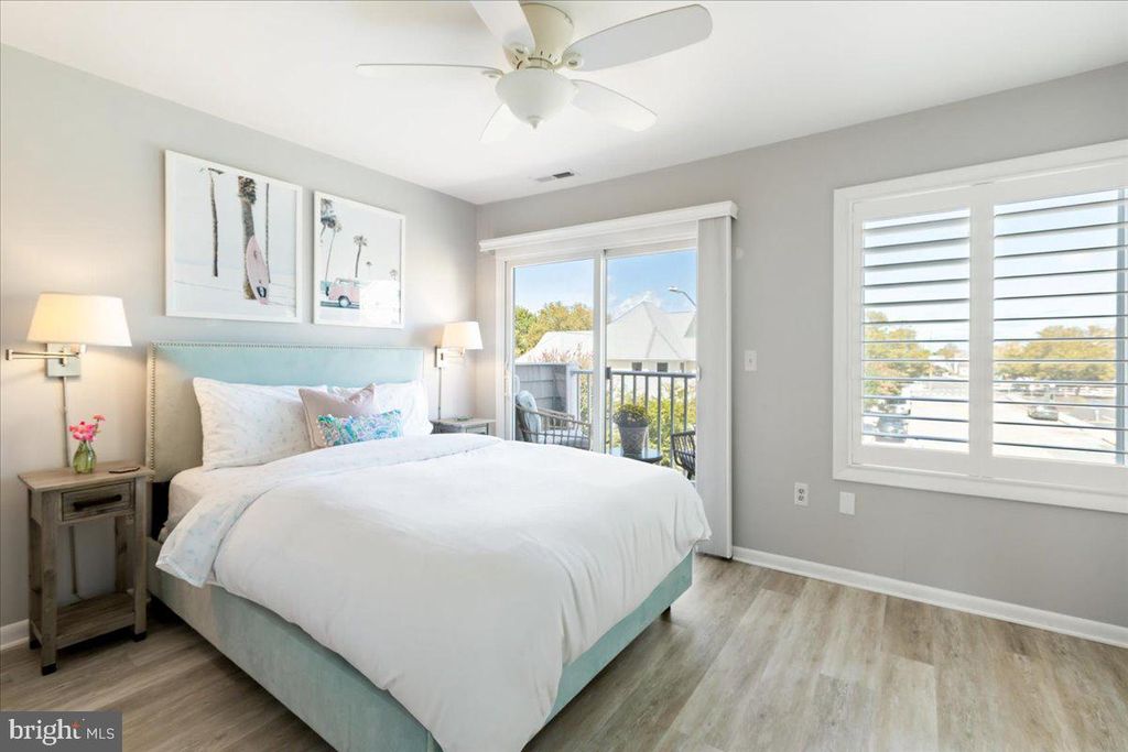 Image 38 of property listing at 401 14TH ST #1, Ocean City, MD 21842