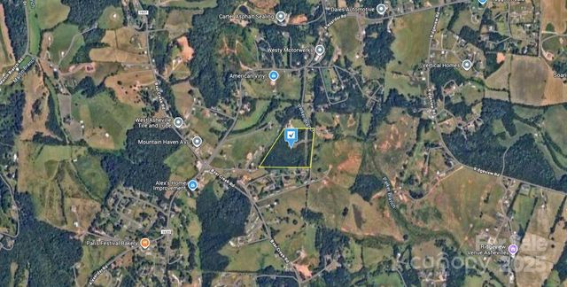 31 Missionary Lane, Leicester, NC 28748