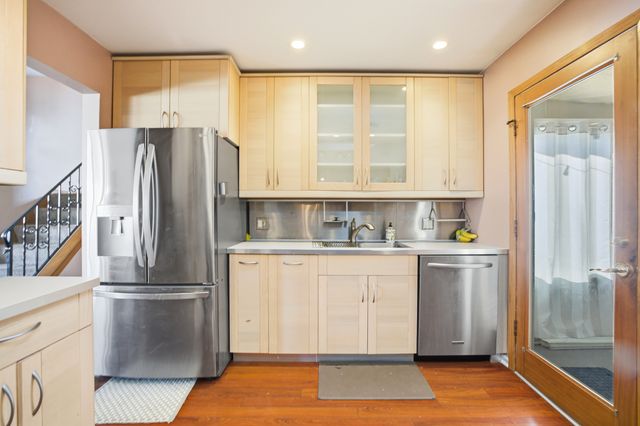 7388 Coventry Lane, Hanover Park, IL 60133