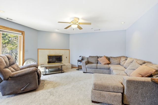 7388 Coventry Lane, Hanover Park, IL 60133