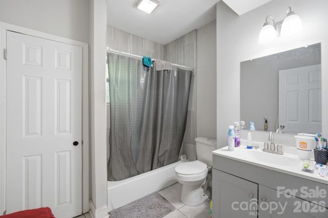 1018 W 5th Avenue, Gastonia, NC 28052
