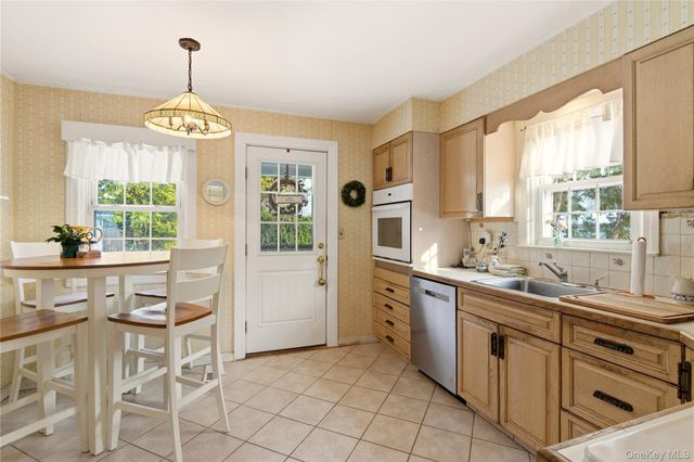 164 W Neck Road, Huntington, NY 11743