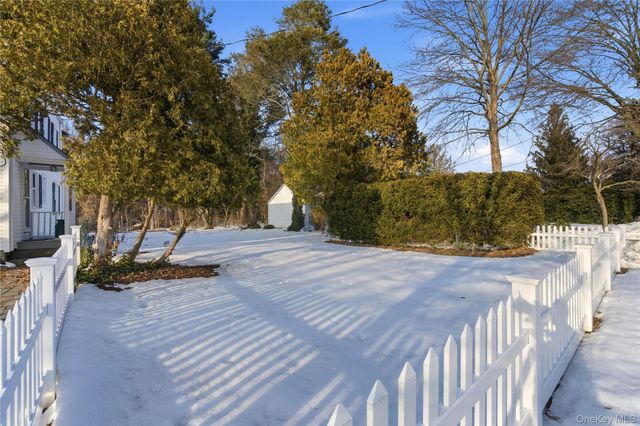 164 W Neck Road, Huntington, NY 11743