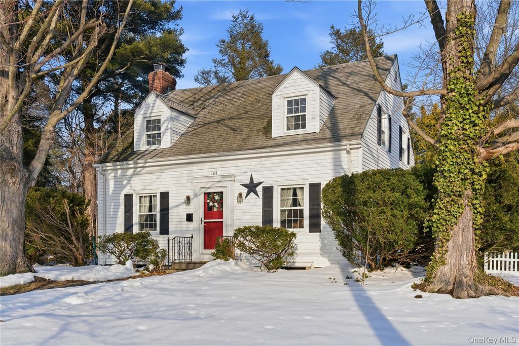 164 W Neck Road, Huntington, NY 11743