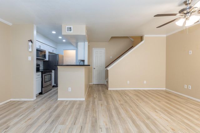 14600 Fonmeadow 1106, Houston, TX 77035