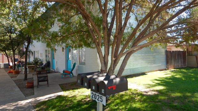2025 S Granada Drive Apt 11, Tempe, AZ 85282