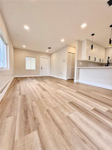 14600 Harrison St, Miami, FL 33176