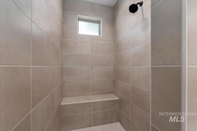 11127 S Corballis Ln, Kuna, ID 83634