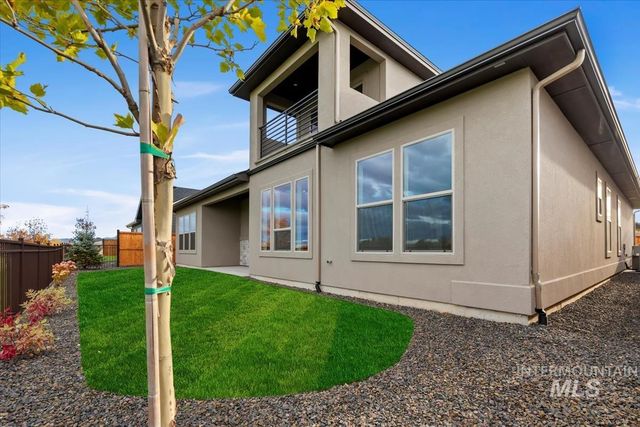 11127 S Corballis Ln, Kuna, ID 83634