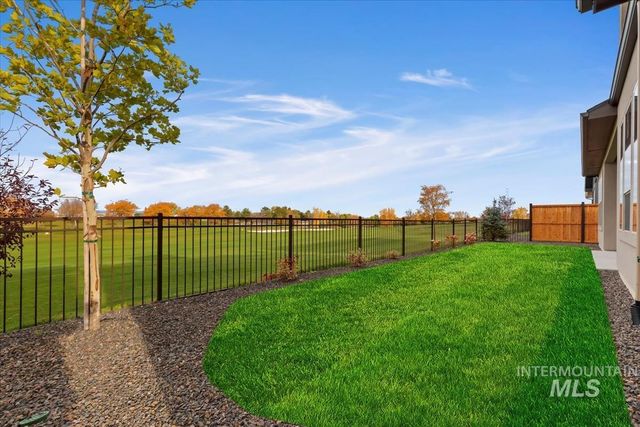 11127 S Corballis Ln, Kuna, ID 83634