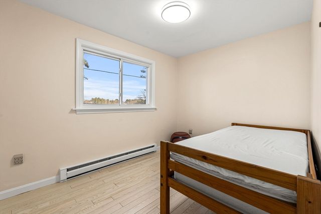 13 Long Rd, Westford, MA 01886