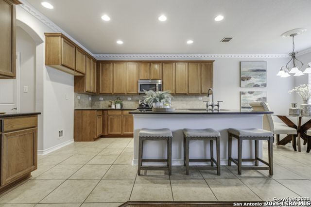 18306 W Muir Glen Dr, San Antonio, TX 78257