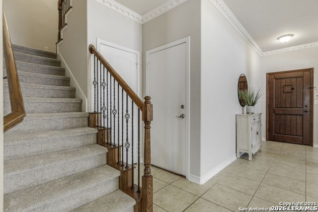18306 W Muir Glen Dr, San Antonio, TX 78257