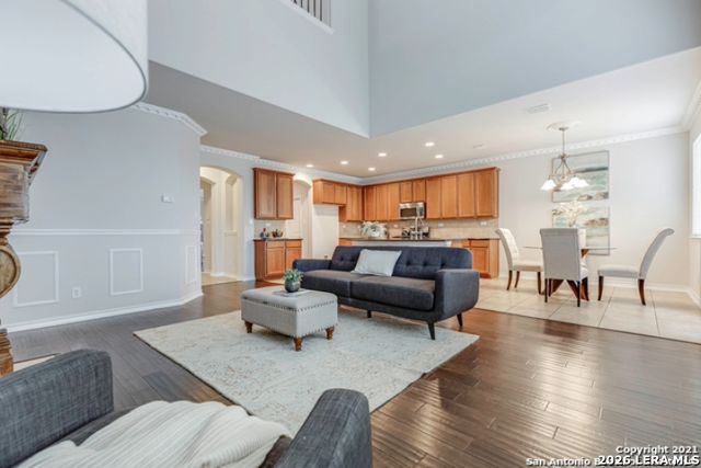 18306 W Muir Glen Dr, San Antonio, TX 78257