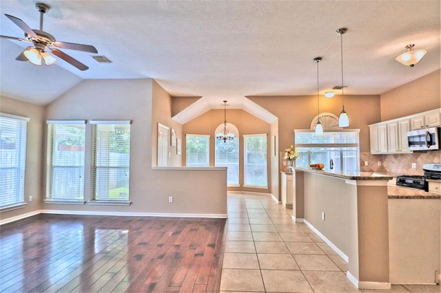 4530 Springfield Lakes Street, Sugar Land, TX 77479