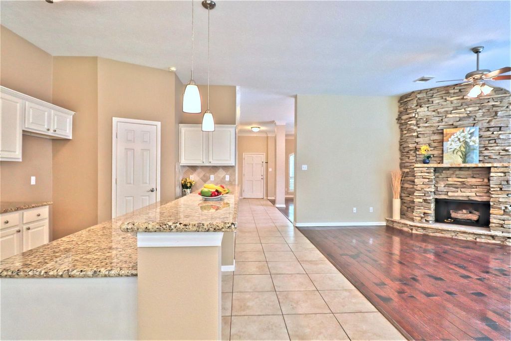 4530 Springfield Lakes Street, Sugar Land, TX 77479