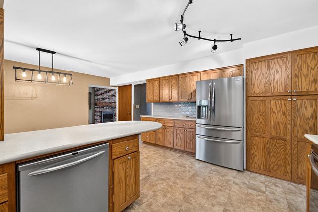 5236 Willowview ROAD, Racine, WI 53402