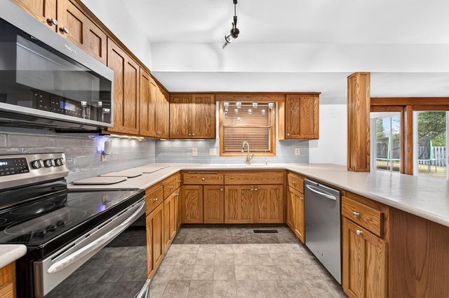 5236 Willowview ROAD, Racine, WI 53402