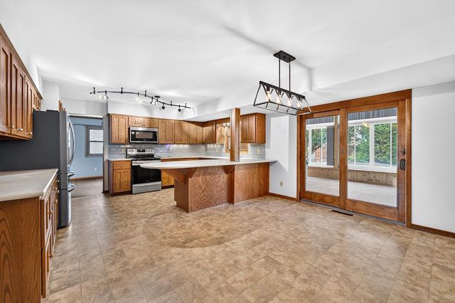 5236 Willowview ROAD, Racine, WI 53402