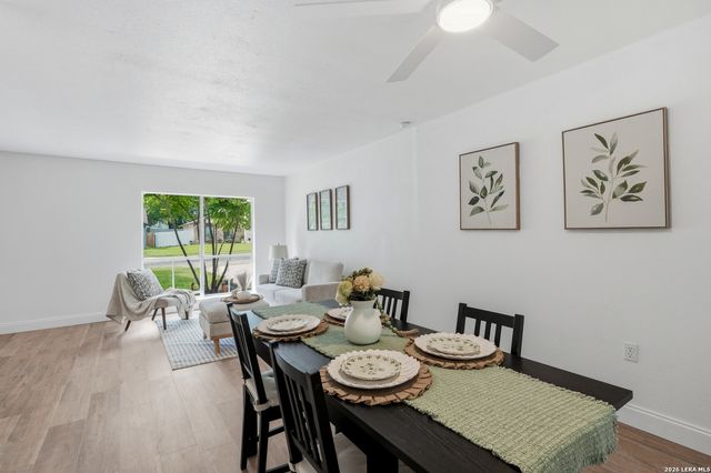6215 CALLEN GLEN ST, San Antonio, TX 78233
