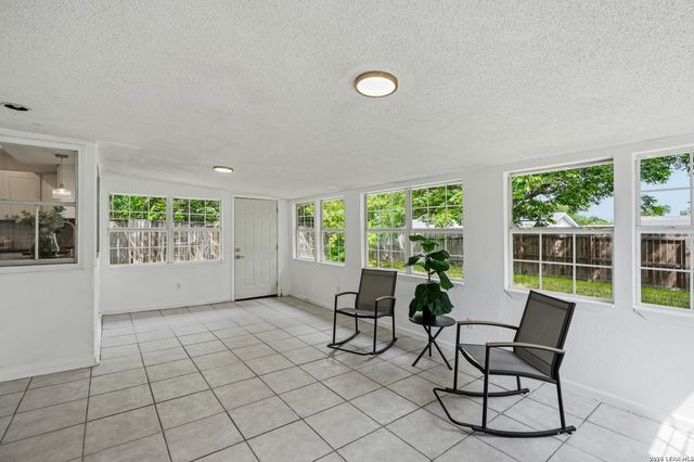 6215 CALLEN GLEN ST, San Antonio, TX 78233