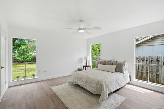 6215 CALLEN GLEN ST, San Antonio, TX 78233