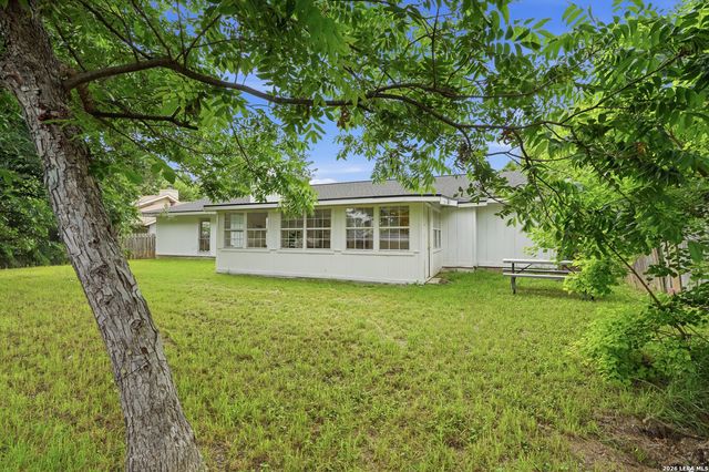 6215 CALLEN GLEN ST, San Antonio, TX 78233