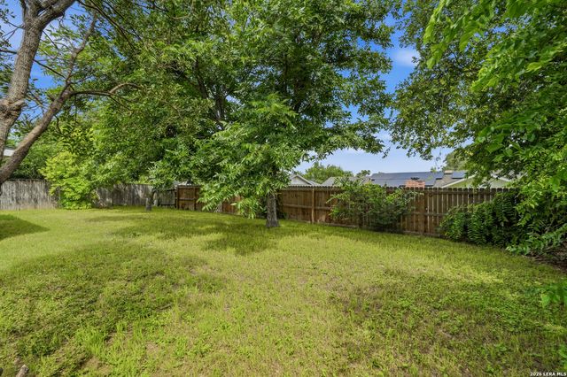 6215 CALLEN GLEN ST, San Antonio, TX 78233