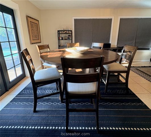 2005 Rayburn Court, College Station, TX 77840