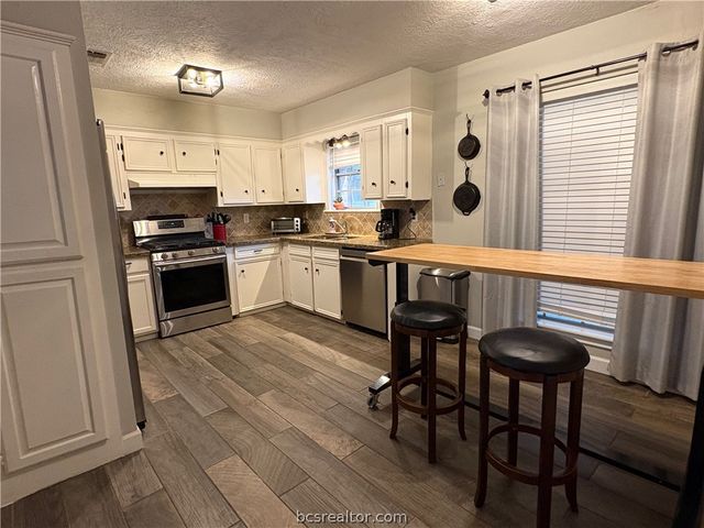 2005 Rayburn Court, College Station, TX 77840