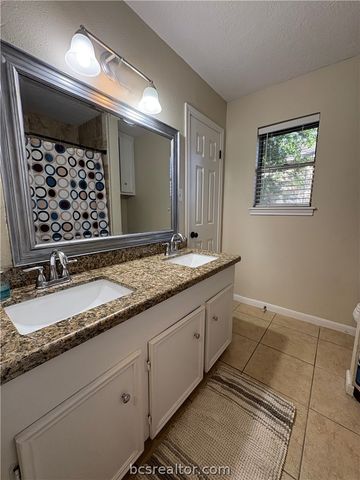 2005 Rayburn Court, College Station, TX 77840