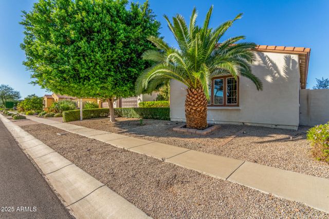 7556 W CRYSTAL Road, Glendale, AZ 85308