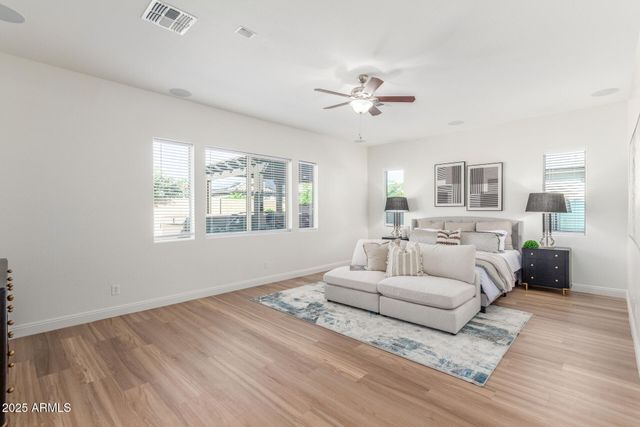 7556 W CRYSTAL Road, Glendale, AZ 85308