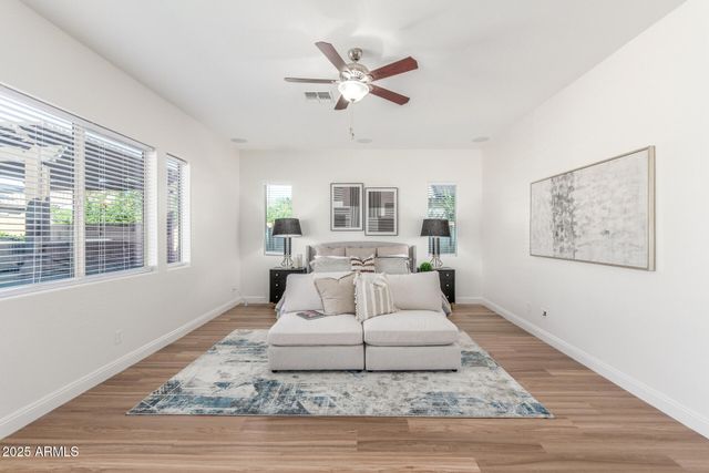 7556 W CRYSTAL Road, Glendale, AZ 85308