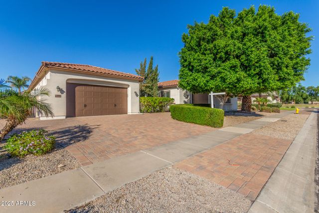 7556 W CRYSTAL Road, Glendale, AZ 85308