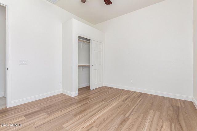 7556 W CRYSTAL Road, Glendale, AZ 85308