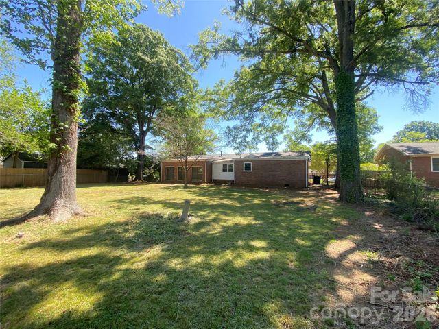 1621 Stonehill Place, Rock Hill, SC 29730