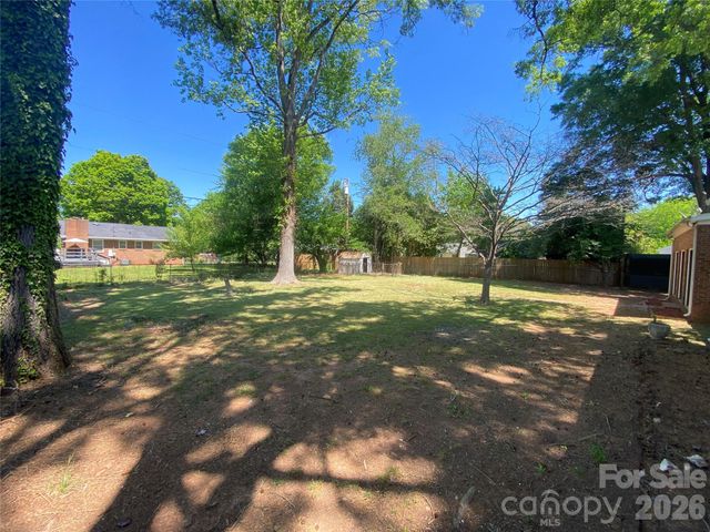 1621 Stonehill Place, Rock Hill, SC 29730