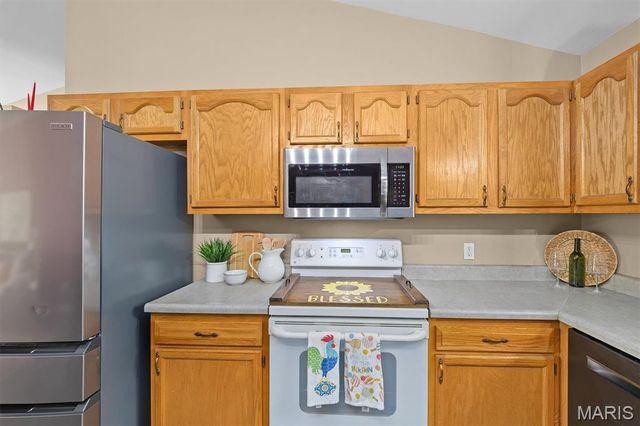 1011 Vine Street, Collinsville, IL 62234