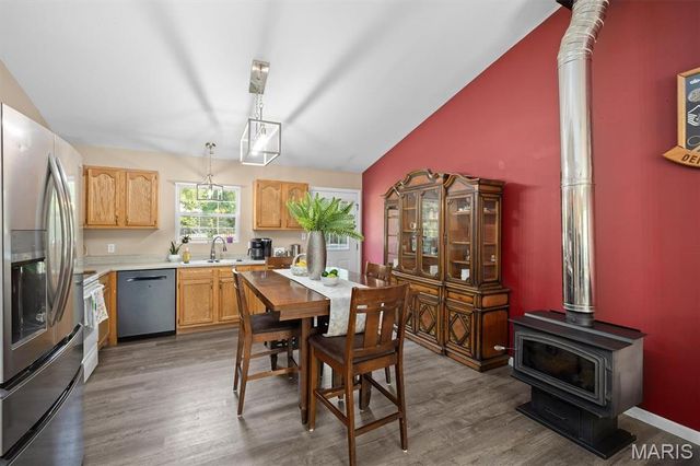 1011 Vine Street, Collinsville, IL 62234