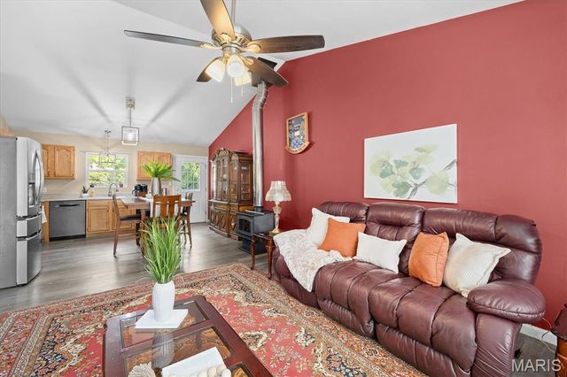 1011 Vine Street, Collinsville, IL 62234