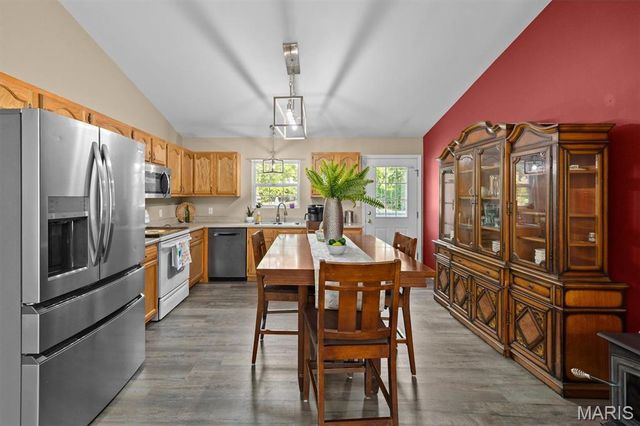 1011 Vine Street, Collinsville, IL 62234