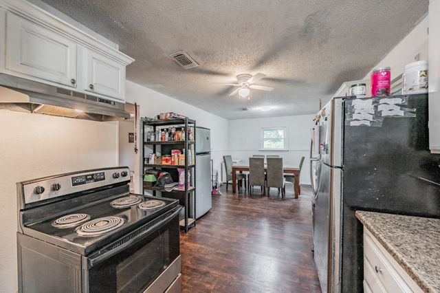 1941 Michael Court, Pelican Bay, TX 76020
