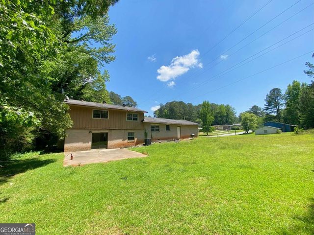 180 N Star Trail SW, South Fulton, GA 30331