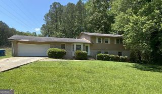 180 N Star Trail SW, South Fulton, GA 30331